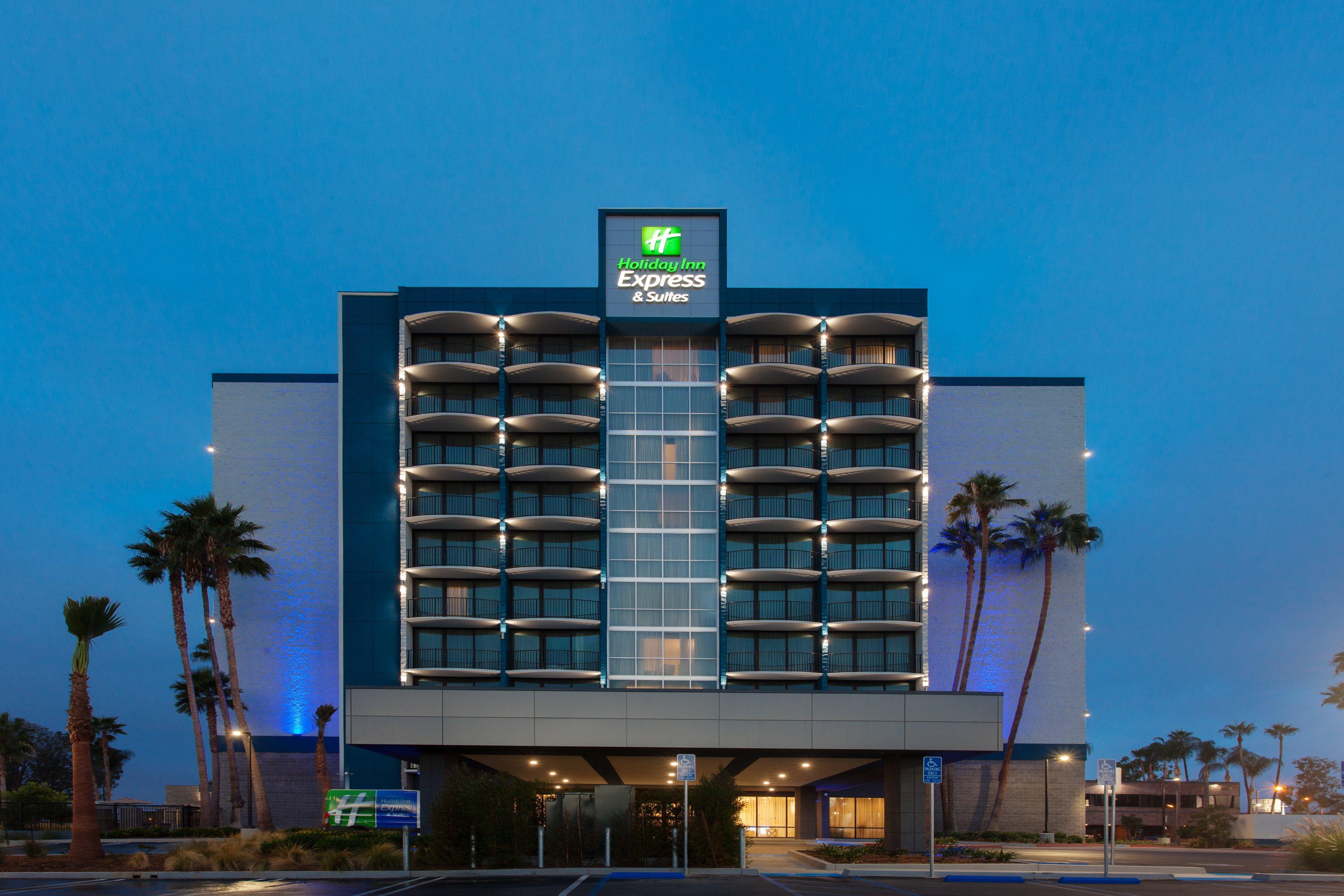 Holiday Inn Express & Suites Santa Ana - Orange County By Ihg Ngoại thất bức ảnh