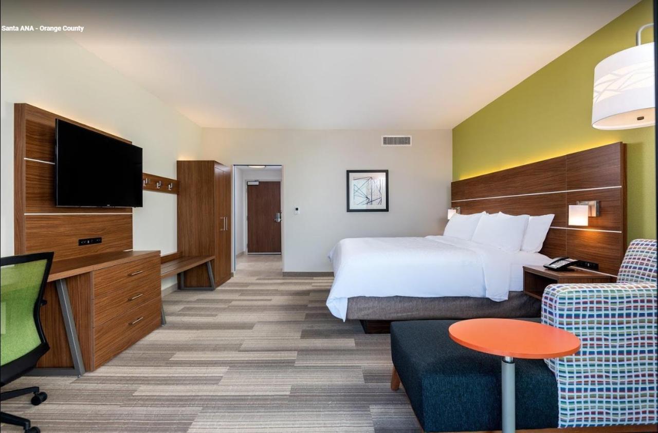 Holiday Inn Express & Suites Santa Ana - Orange County By Ihg Ngoại thất bức ảnh